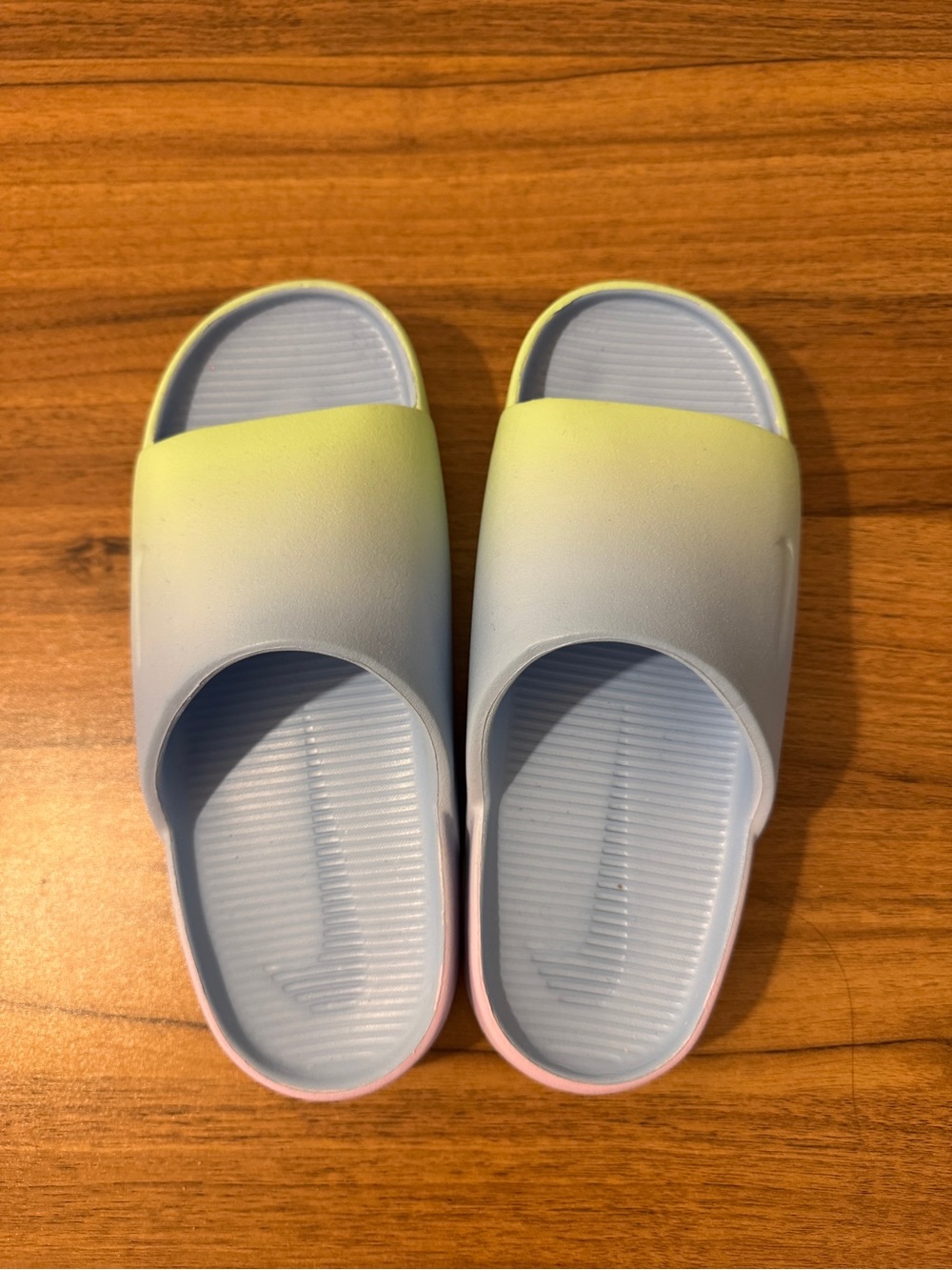 Nike Gradient Slide Sandals